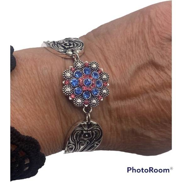 Snap Jewelry Spoon Bracelet w/ Fancy Royal Blue & Pink Snap! SEE VIDEO! - Picture 1 of 17